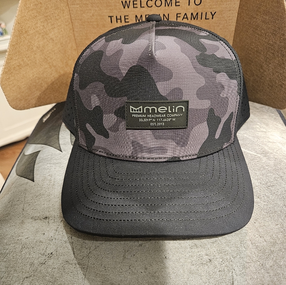 Melin Odysea Odyssey Midnight Camo Size Classic